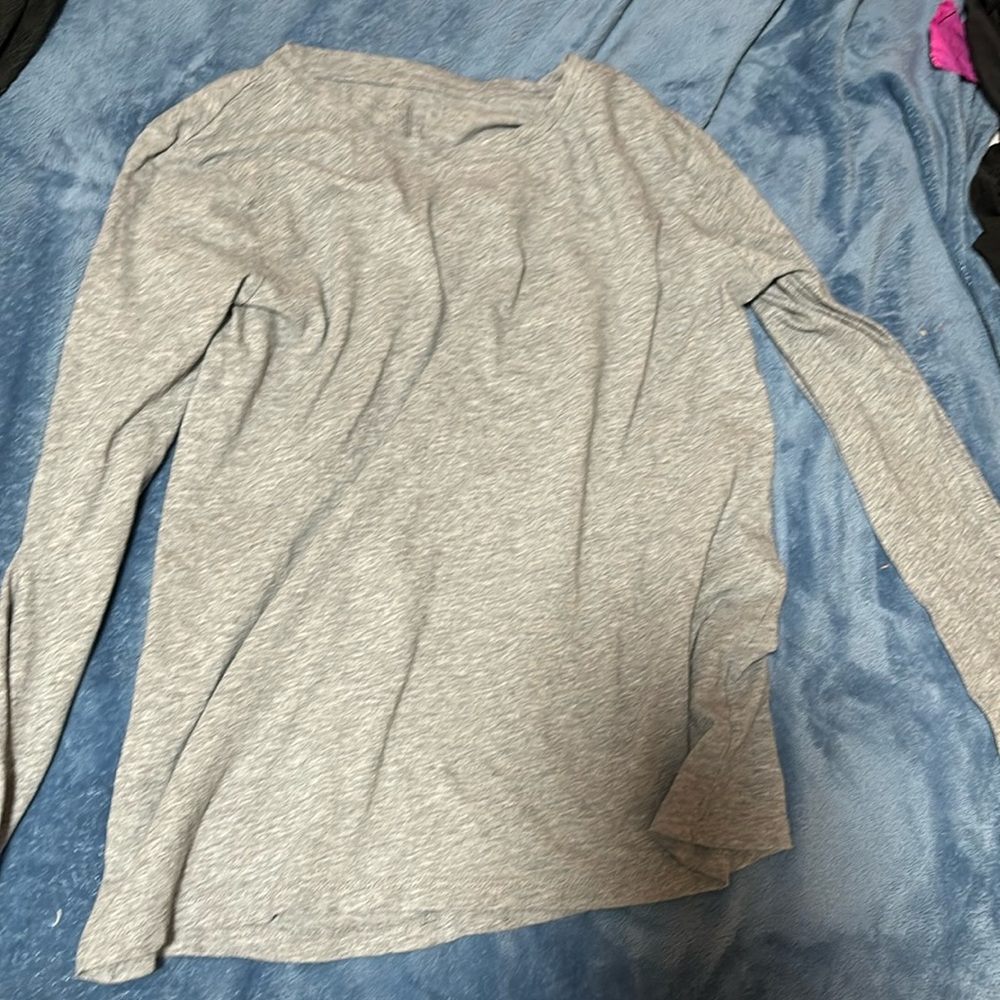 Gray long sleeve top